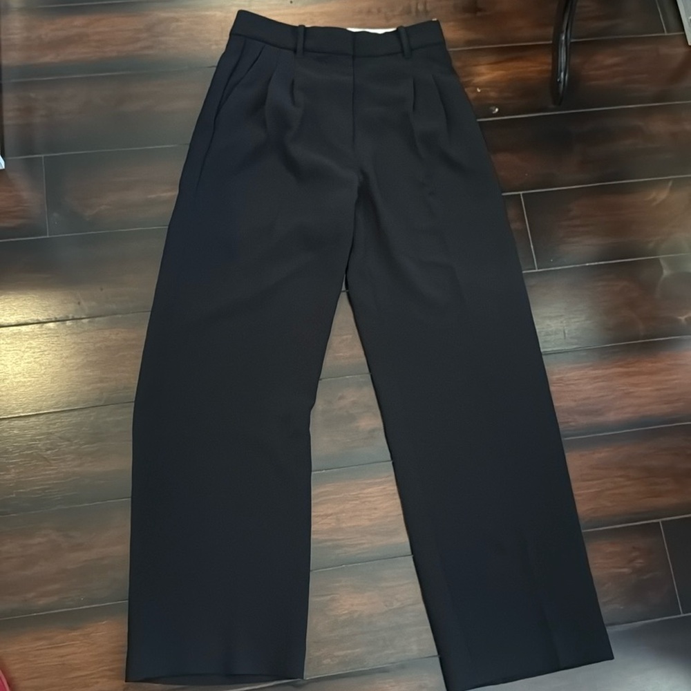 Arirzia effortless pant in short length